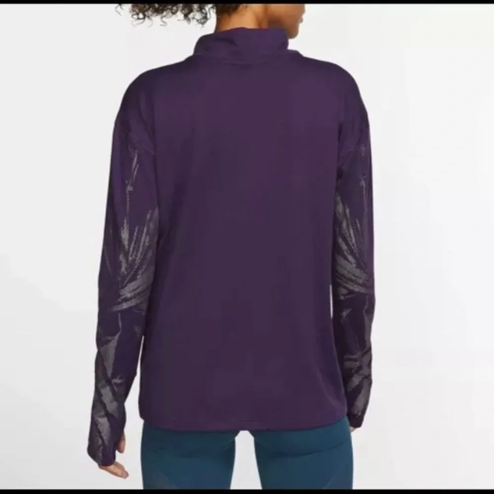 NWT Nike dry element running pullover top